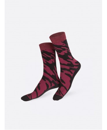 Fashionable red wine socks