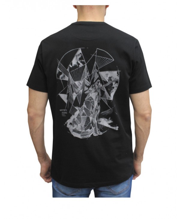 T-shirt black with a gray wolf print on the front and back T-shirts 