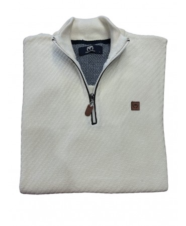 Men's knitted cotton blouse with an embossed design in white