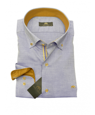 Light blue shirt with wooden buttons, inside of the collar and cuff in tampa color as well as inner two-tone rally