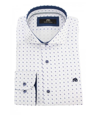 Μακης Τσελιος λευκό πουκάμισο με μπλε και γκρι μικρό σχέδιο 