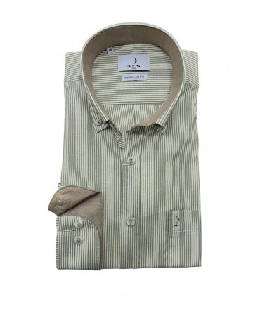 Men's shirt with a fine stripe in mint color