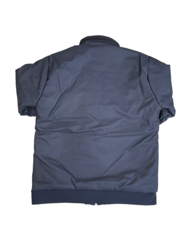Side Effect jacket in blue color with two external pockets and one internal all with zipper