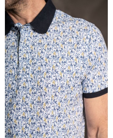 Pre End blouse printed on a white base with blue and yellow flower